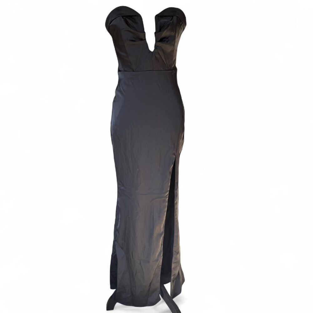 Vestique Women's Black Dress